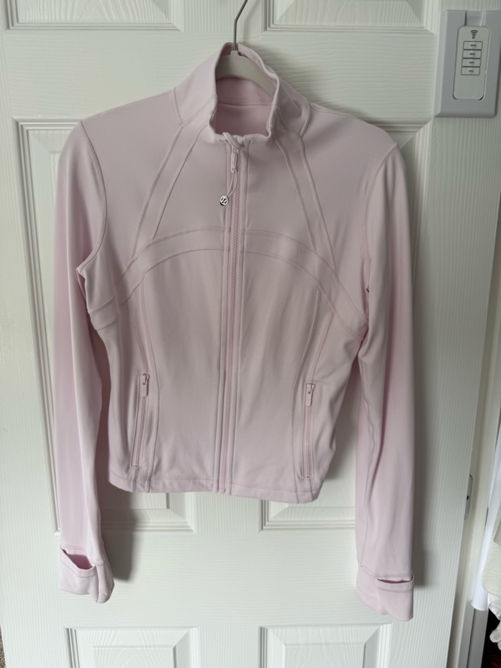 lululemon athletica Light Pink Full-Zip Define Nulu Crop Jacket sz 8